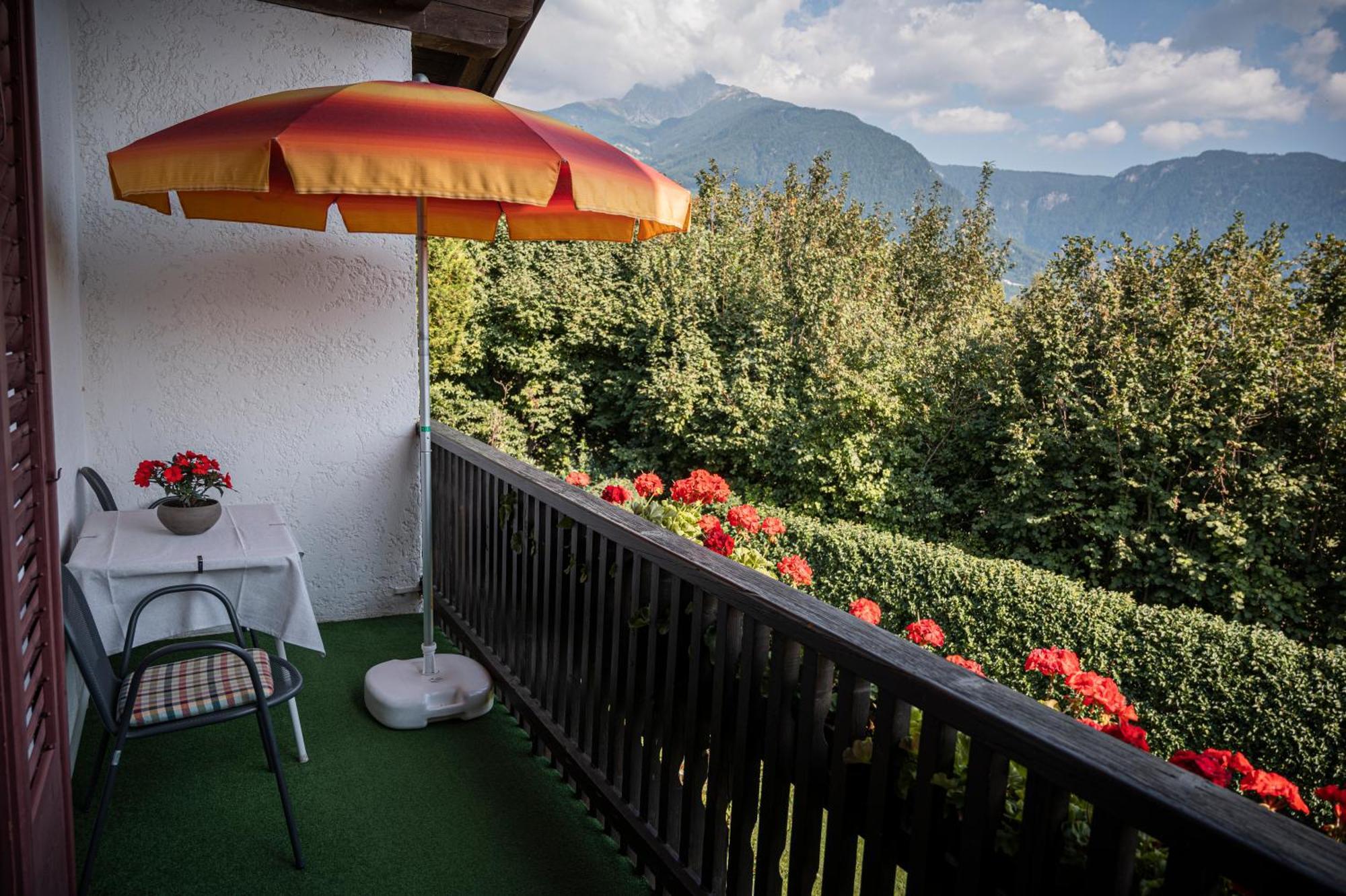 Villa Ladurner Tirolo Exterior foto